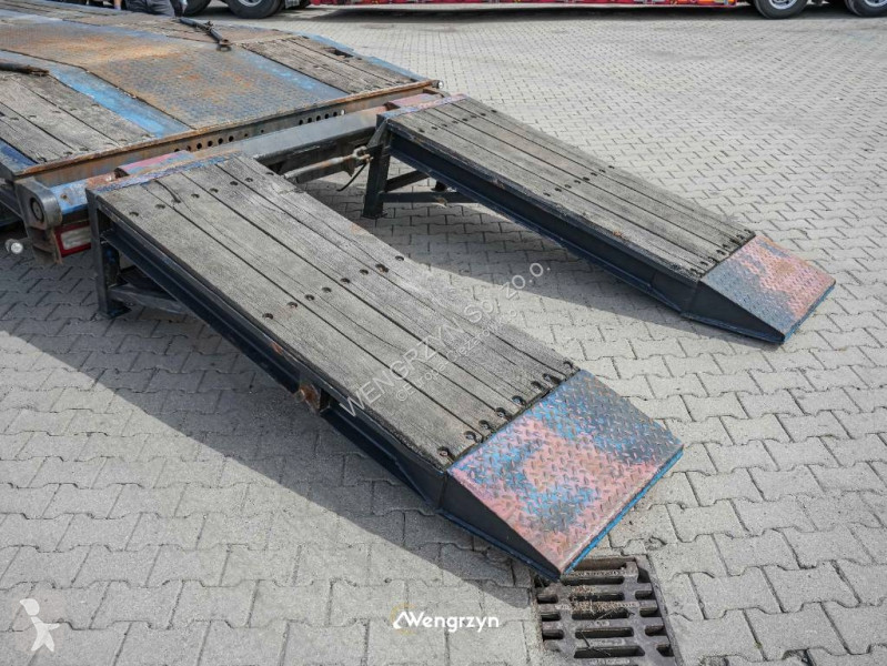 نصف مقطورة Bauer ATU3-30S | Przyczepa 3 osiowa...