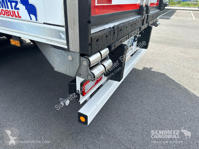 نصف مقطورة Schmitz Cargobull Semitrailer Reefer...
