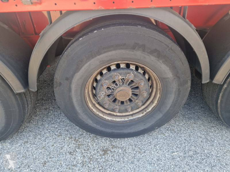 نصف مقطورة Schwarzmüller s1