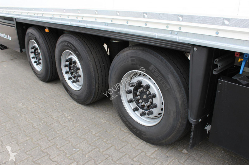 نصف مقطورة Schmitz Cargobull   Standard Koffer...