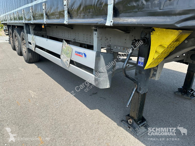 نصف مقطورة Schmitz Cargobull Semitrailer...