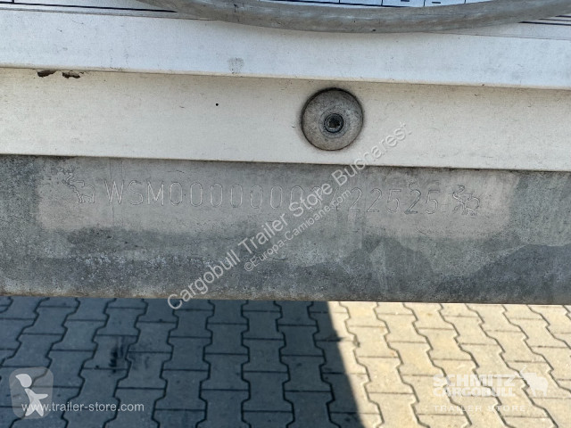 نصف مقطورة Schmitz Cargobull Curtainsider Mega