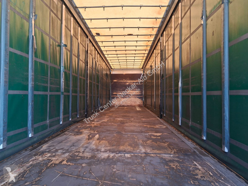 نصف مقطورة Schmitz Cargobull   3 Achs Mega...