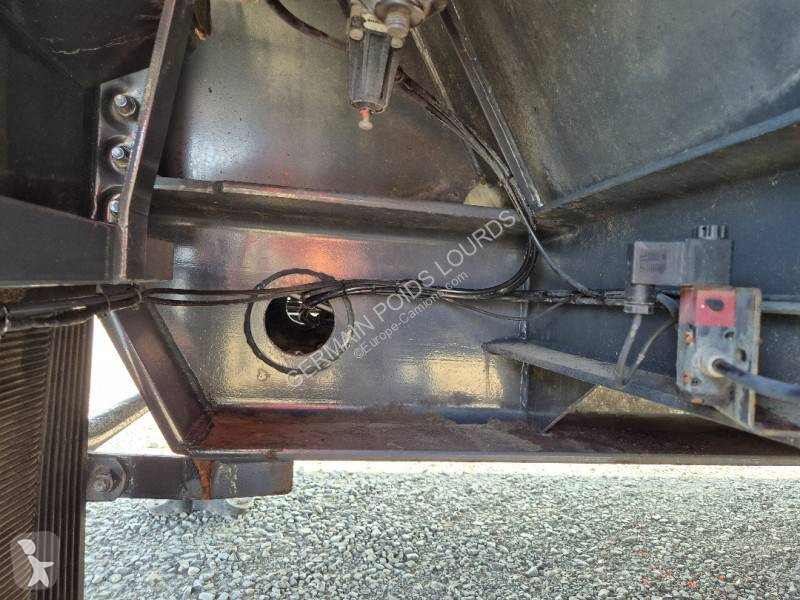 نصف مقطورة Castera Porte engin 3 essieux 54t5