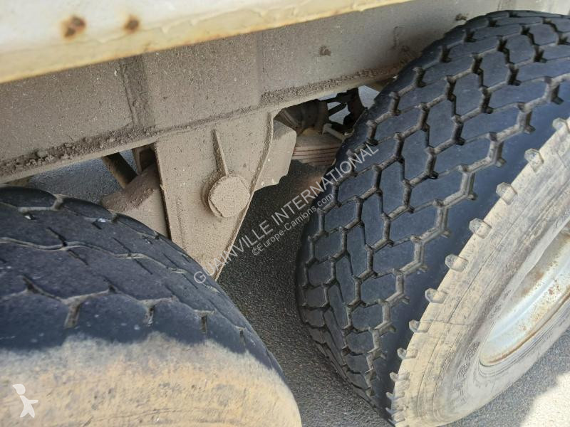نصف مقطورة General Trailers