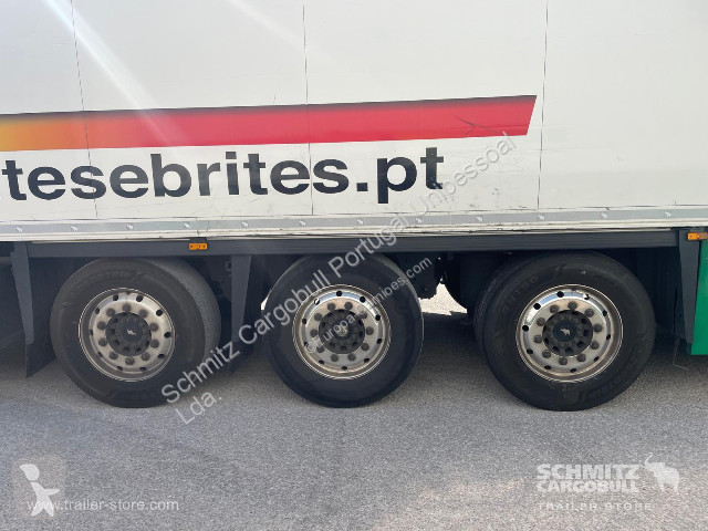 نصف مقطورة Schmitz Cargobull Semitrailer Reefer...
