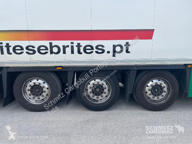 نصف مقطورة Schmitz Cargobull Semitrailer Reefer...