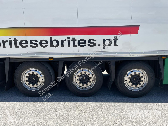 نصف مقطورة Schmitz Cargobull Semitrailer Reefer...