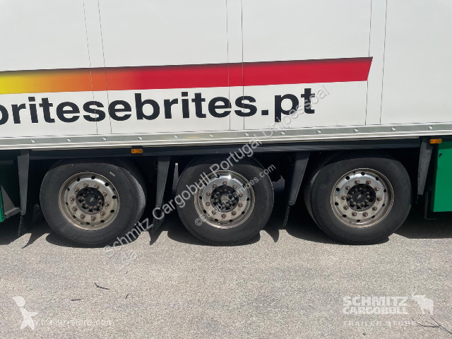 نصف مقطورة Schmitz Cargobull Semitrailer Reefer...