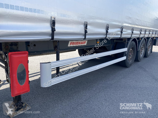 Semi remorque Fruehauf Semitrailer Curtainsider...