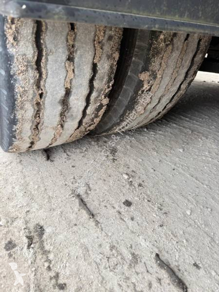 نصف مقطورة Trailor