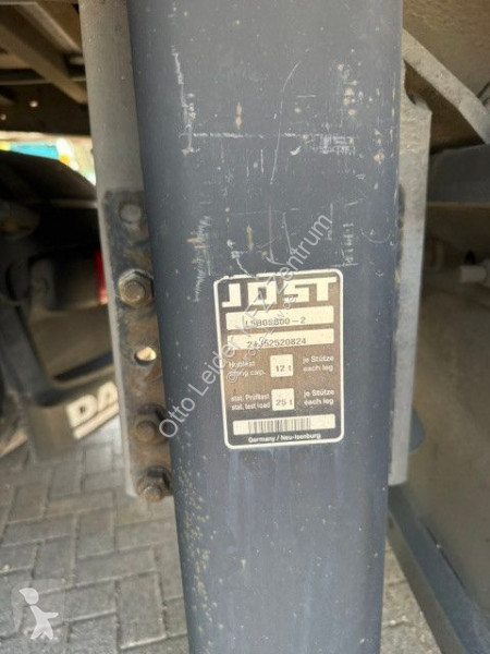 نصف مقطورة Schmitz Cargobull SCB 88