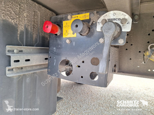 نصف مقطورة Schmitz Cargobull Curtainsider Mega