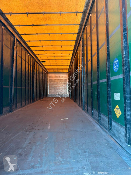 نصف مقطورة Schmitz Cargobull SCB*S3T...