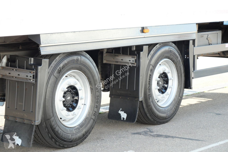 نصف مقطورة Schmitz Cargobull 18 /LZG CITY...