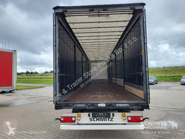 Полуремарке Schmitz Cargobull Schiebeplane...
