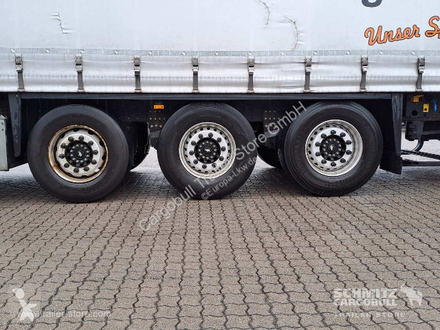 نصف مقطورة Schmitz Cargobull Curtainsider...