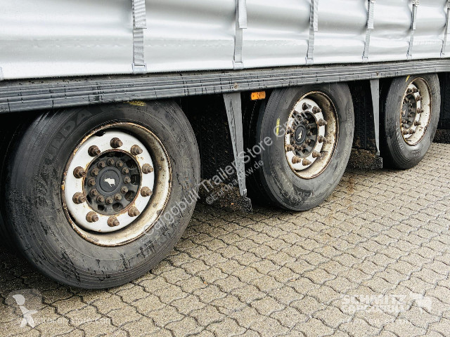 نصف مقطورة Schmitz Cargobull Curtainsider Mega...
