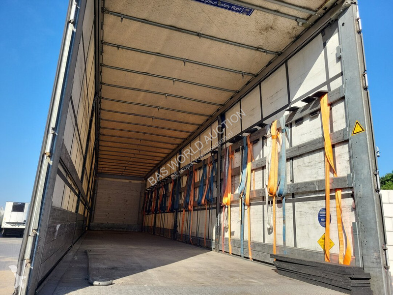 Semirremolque Schmitz Cargobull SCB*S3T
