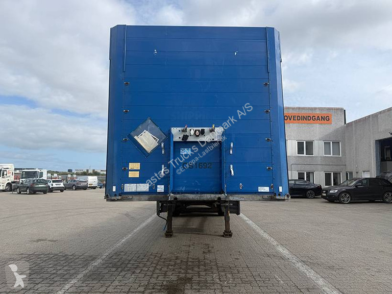 Полуприцеп Schmitz Cargobull 3 axle Flatbed /...