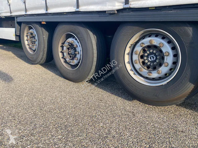 Полуприцеп Krone N/A sd schuifzeil/dak 2 x aslift