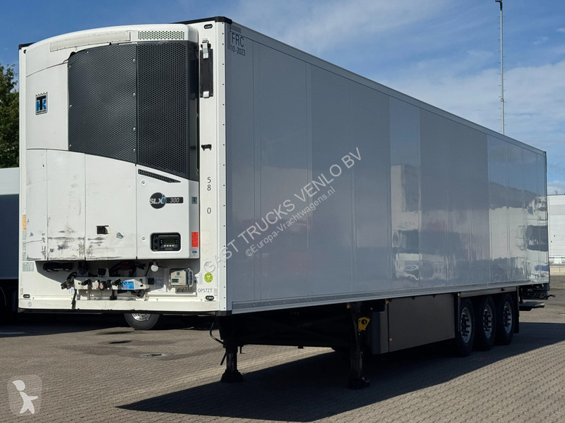 Полуприцеп Schmitz Cargobull Thermo King SLXi...