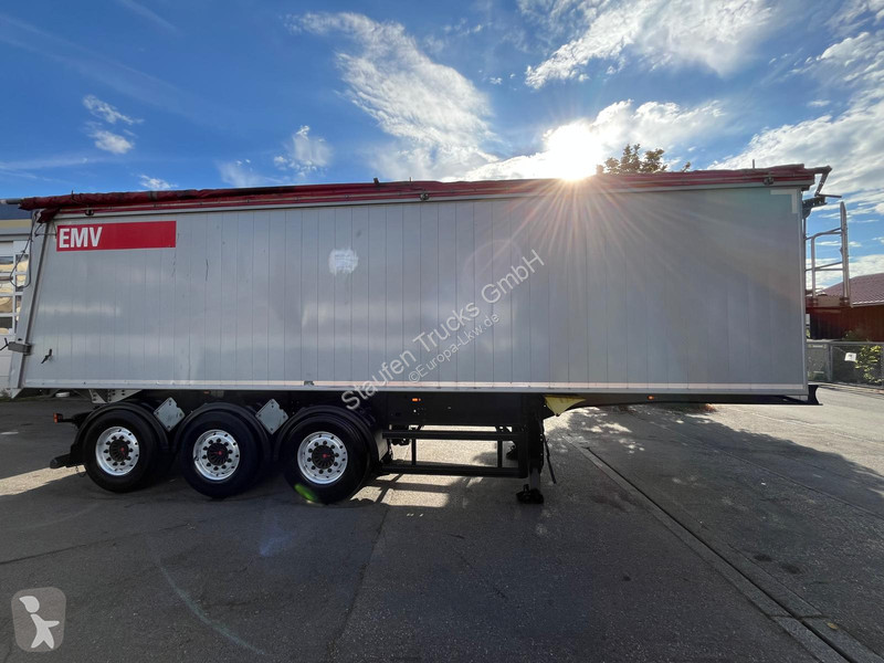 Semitrailer Langendorf SKA 24/30 Getreidekipper...