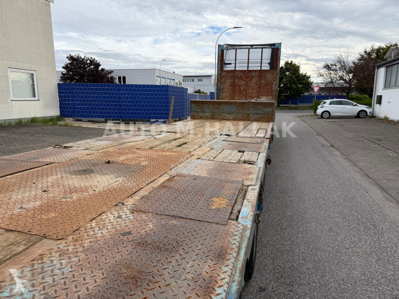 Semitrailer Kaiser Tieflader 45 t Hydr. Rampen...