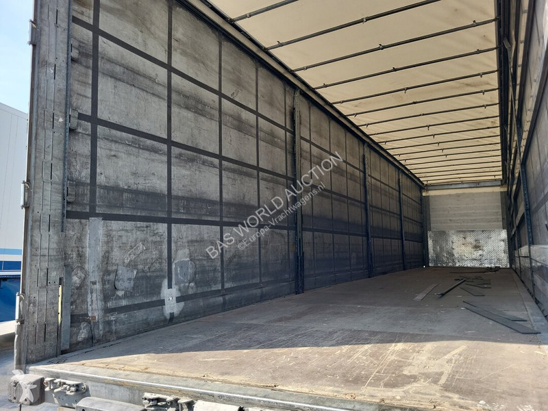 Semirimorchio Schmitz Cargobull SCB*S3T