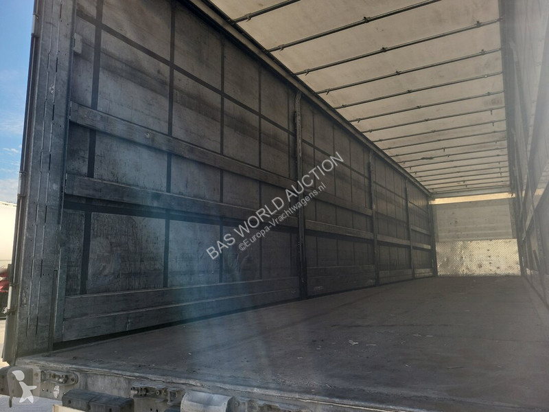 Semirimorchio Schmitz Cargobull SCB*S3T