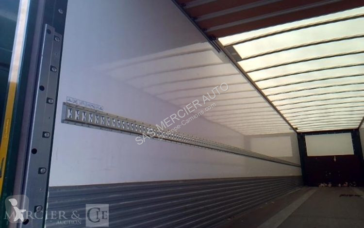 نصف مقطورة Lecitrailer