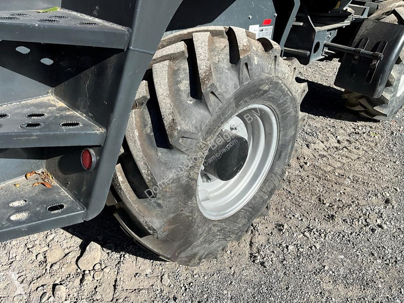C807s semi-trailer
