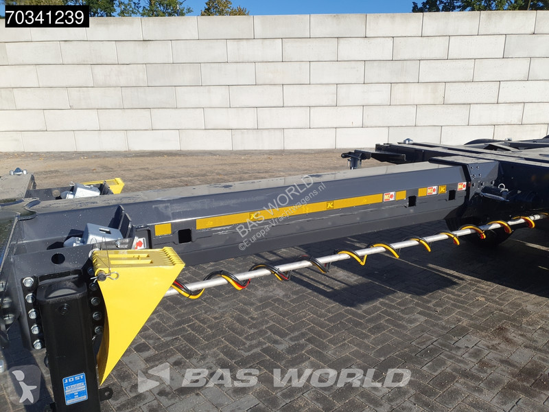 Kässbohrer XS 3 axles NEW Multi 45'ft Lift Axle...
