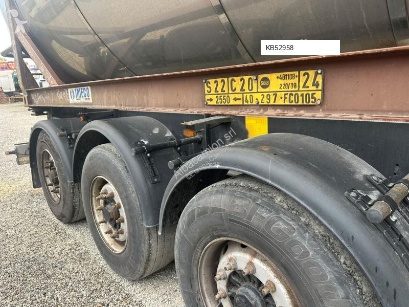 Semi-remorque porte-conteneurs semi-trailer