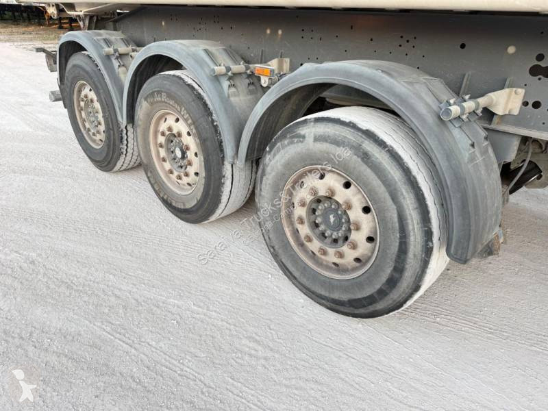 نصف مقطورة Schmitz Cargobull