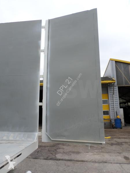 نصف مقطورة Trax  BENNE A FERRAILLE 80M3 TS3E