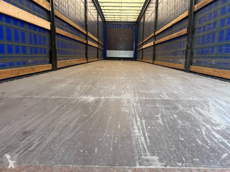 Krone FG-121-WR semi-trailer