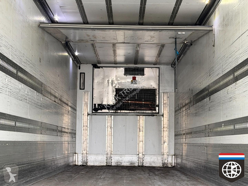 Félpótkocsi Schmitz Cargobull N/A THERMO KING...