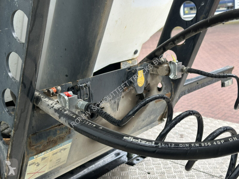 نصف مقطورة Meiller