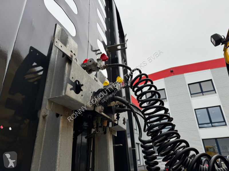 Semitrailer Schwarzmüller 3-Achs Holzauflieger...