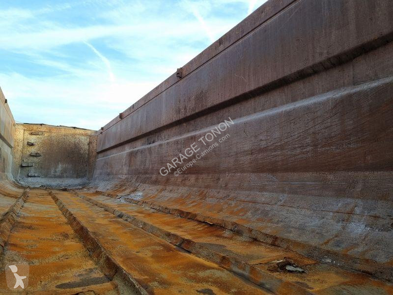 Semitrailer Schmitz Cargobull  BENNE FERRAILLE...