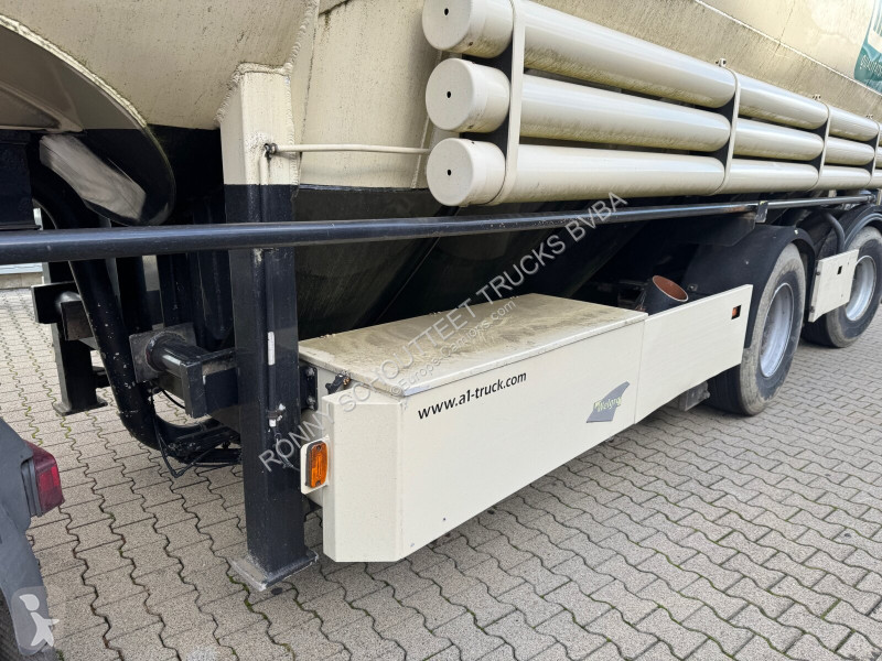 Semi reboque  97WSL 33-24 Siloauflieger Welgro...