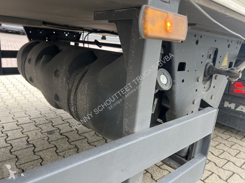Semiremorca Schmitz Cargobull SKO 24/L-13.4 FP...