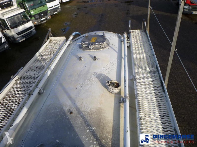 Semiremorca LAG Powder tank alu 60.5 m3 (tipping)