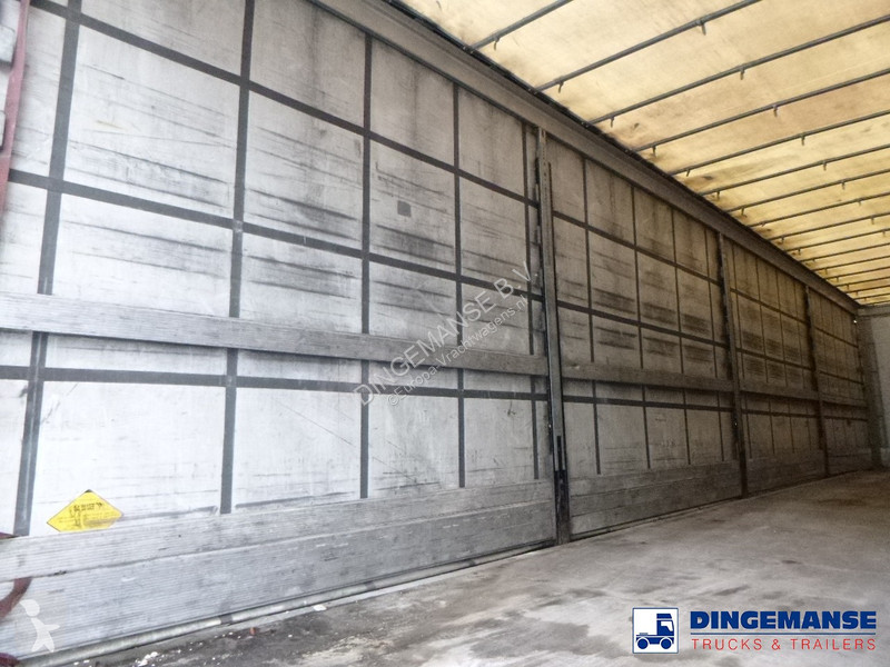 Semiremorca Schmitz Cargobull Curtain side Mega...