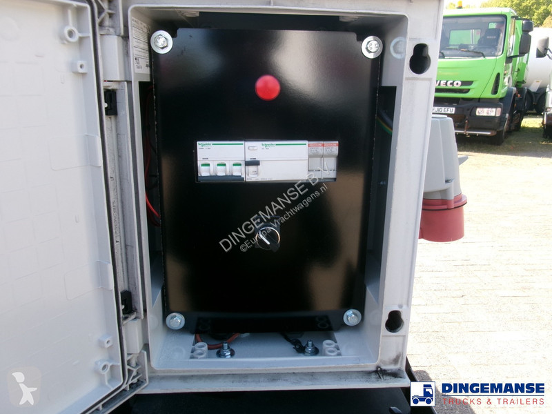 Semiremorca Cobo Bitumen tank inox 34 m3 / 1 comp