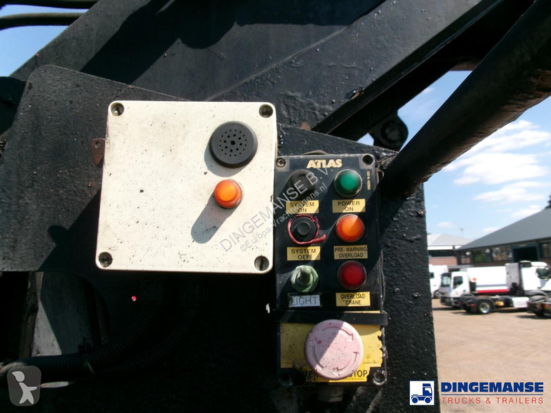 نصف مقطورة Fruehauf 3-axle platform trailer +...