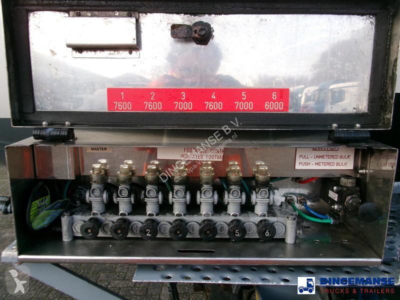 Semiremorca LAG Fuel tank alu 45.2 m3 / 6 comp...