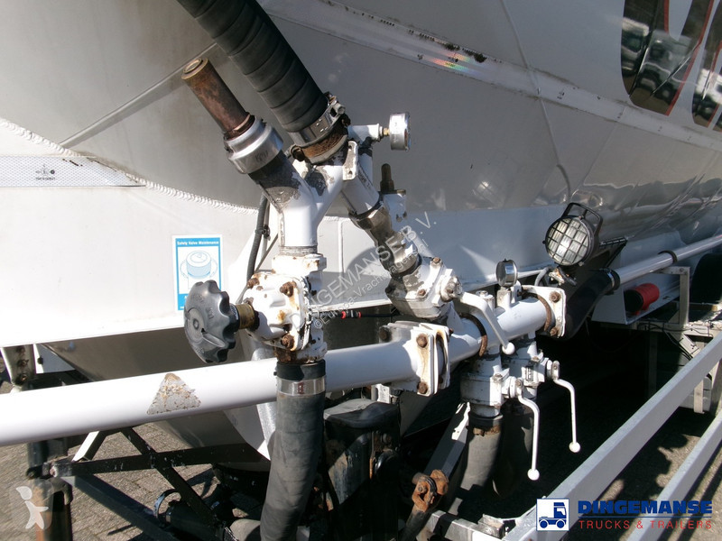 Semiremorca Feldbinder Powder tank alu 36 m3 /...