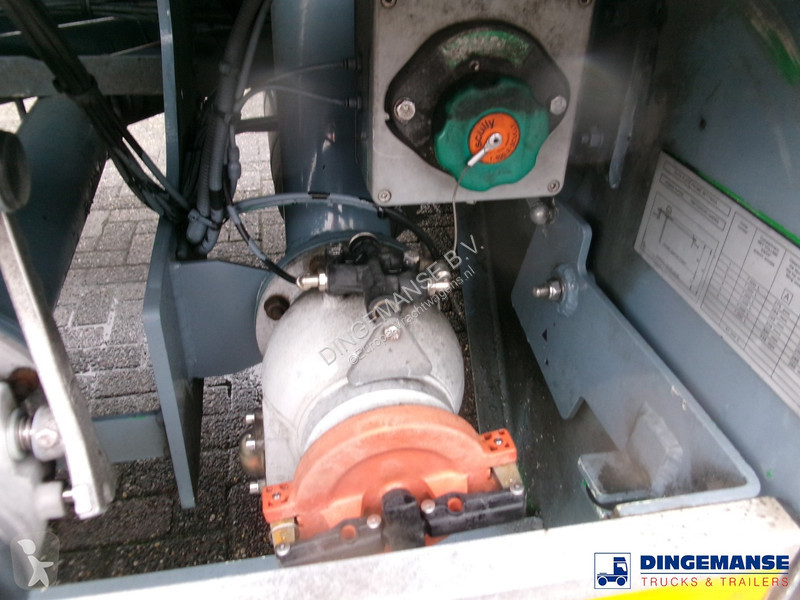 Semiremorca LAG Fuel tank alu 44.5 m3 / 6 comp...